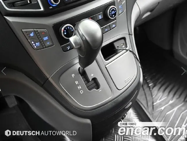 Hyundai Starex 2018 thumb 9