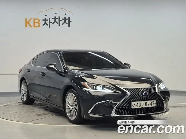Lexus ES 2020 thumb 4