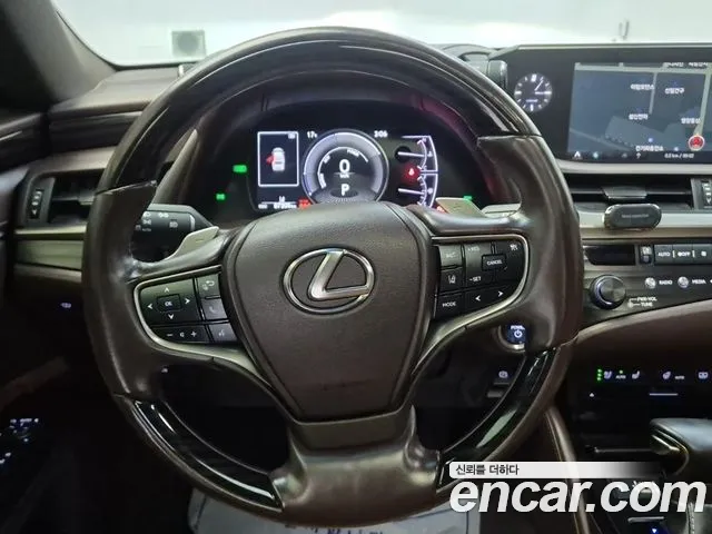 Lexus ES 2020 thumb 9