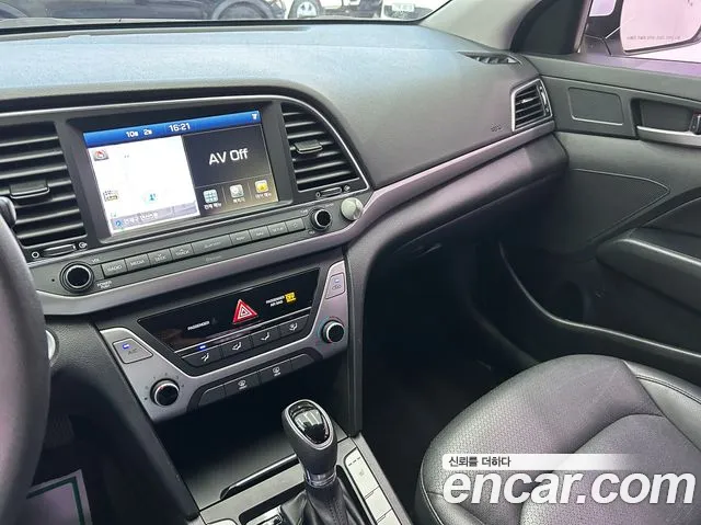 Hyundai Avante 2018 thumb 7