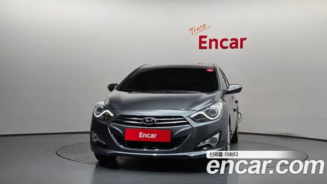 Hyundai i40 2012 thumb 3