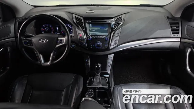Hyundai i40 2012 thumb 7