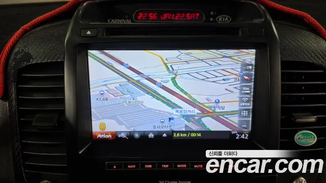 Kia Carnival 2013 thumb 9