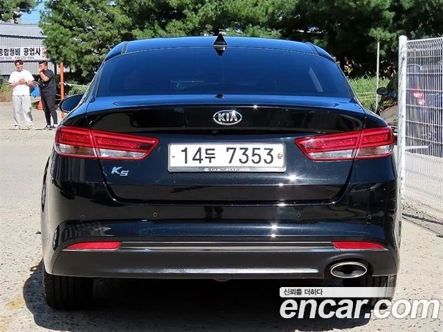 Kia K5 2017 thumb 4
