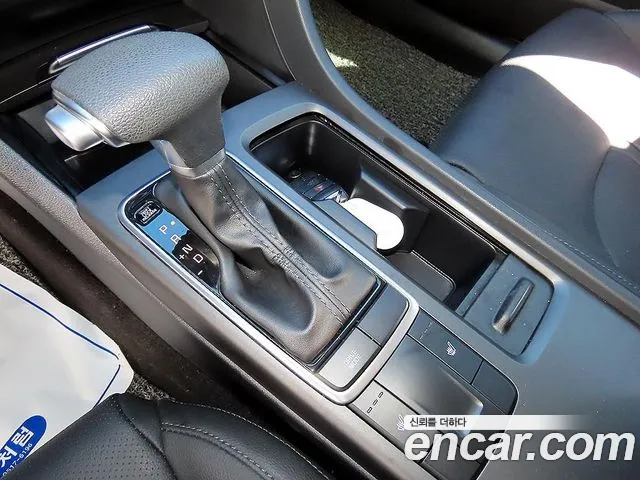 Kia K5 2017 thumb 10