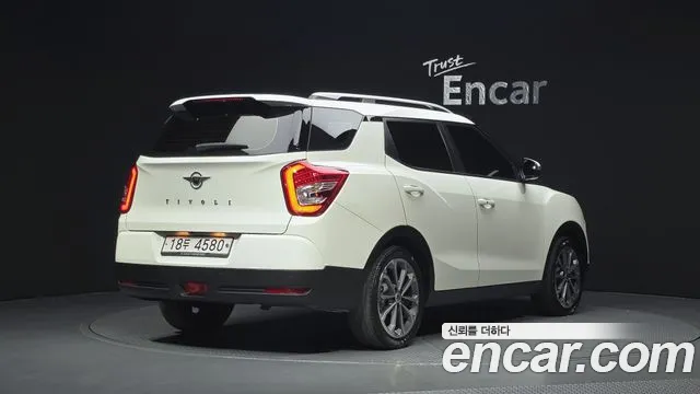 KG_Mobility_Ssangyong TIBOLI 2017 thumb 2