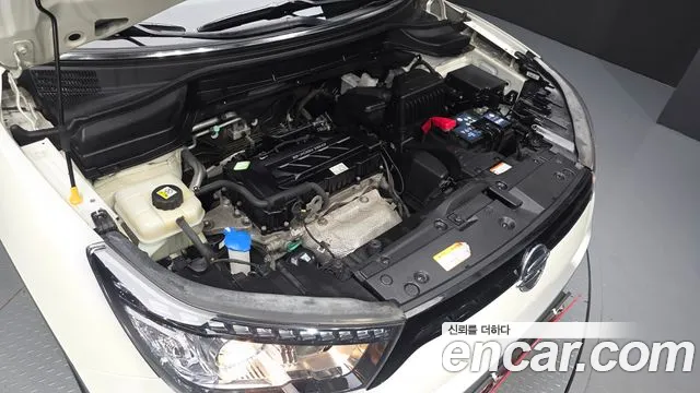 KG_Mobility_Ssangyong TIBOLI 2017 thumb 6