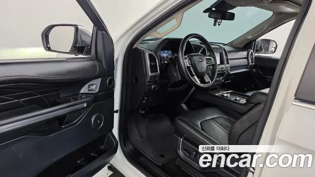 Ford Expedition 2021 thumb 10