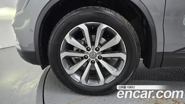 Renault-KoreaSamsung Koleos 2022 thumb 5
