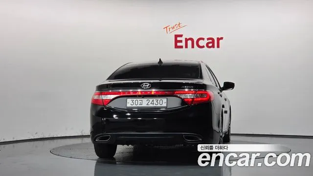 Hyundai Grandeur 2013 thumb 4