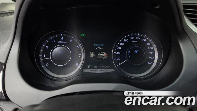 Hyundai Grandeur 2013 thumb 8