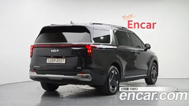 Kia Carnival 2024 thumb 2