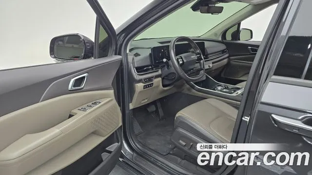 Kia Carnival 2024 thumb 11