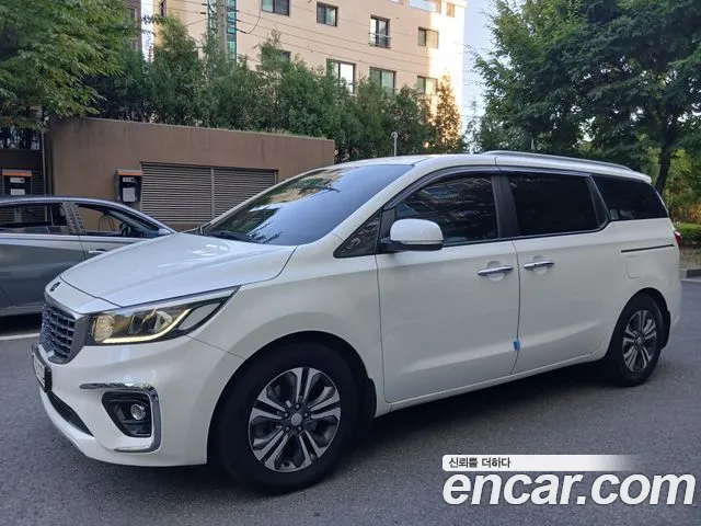 Kia Carnival 2020 thumb 2
