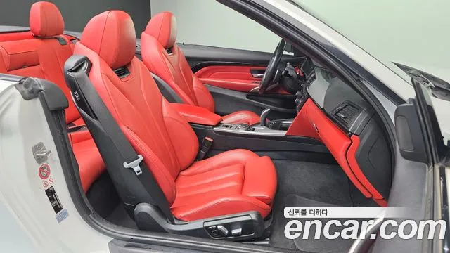 BMW 4-Series 2015 thumb 11
