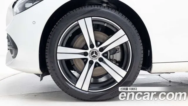Mercedes-Benz C-Класс 2026 thumb 5