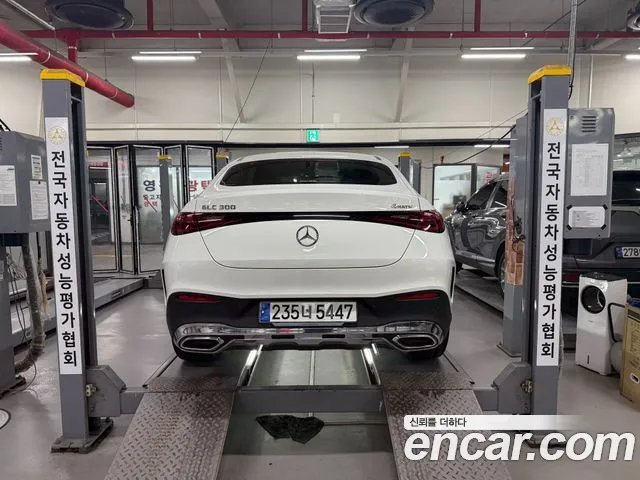 Mercedes-Benz GLC 2024 thumb 2