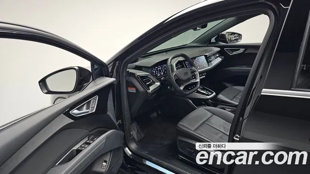 Audi Q4 e-tron 2025 thumb 10