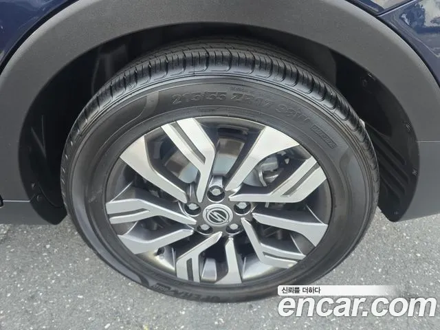 KG_Mobility_Ssangyong TIBOLI 2017 thumb 5