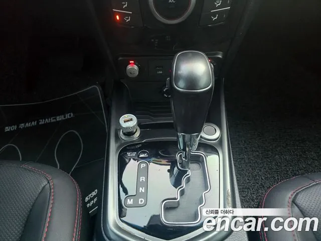 KG_Mobility_Ssangyong TIBOLI 2017 thumb 9