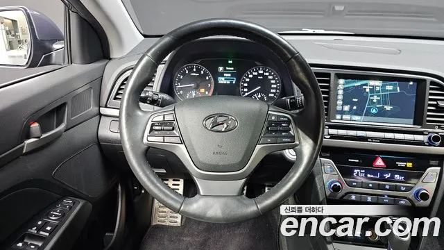 Hyundai Avante 2017 thumb 12