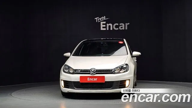 Volkswagen Golf Sportsvan 2011 thumb 3