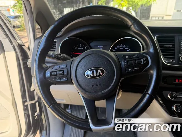 Kia Carnival 2020 thumb 9