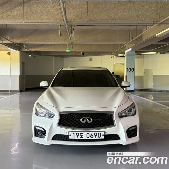 Infiniti Q50 2016 thumb 3