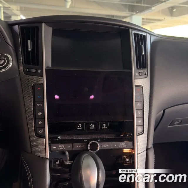 Infiniti Q50 2016 thumb 8