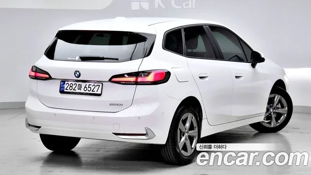 BMW 2-Series 2023 thumb 2