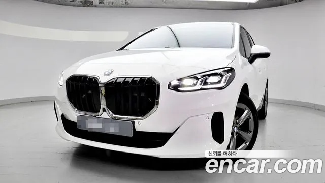 BMW 2-Series 2023 thumb 3