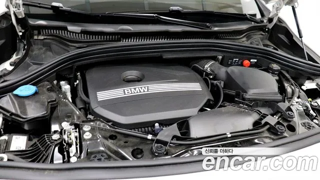 BMW 2-Series 2023 thumb 6