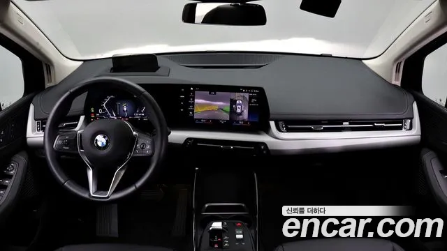 BMW 2-Series 2023 thumb 7