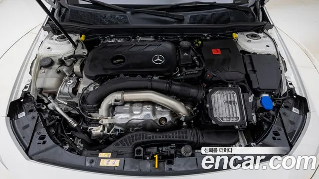 Mercedes-Benz CLA 2026 thumb 6
