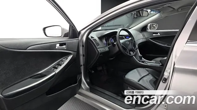 Hyundai Sonata 2010 thumb 10