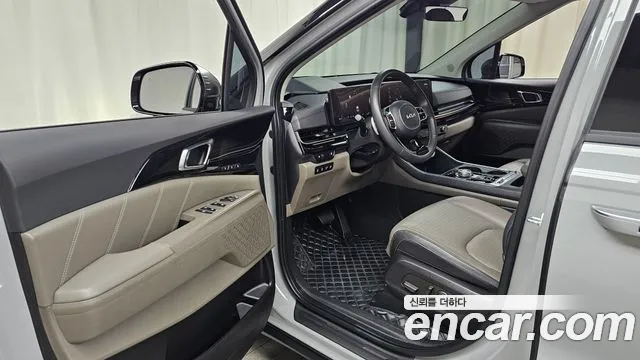 Kia Carnival 2024 thumb 10
