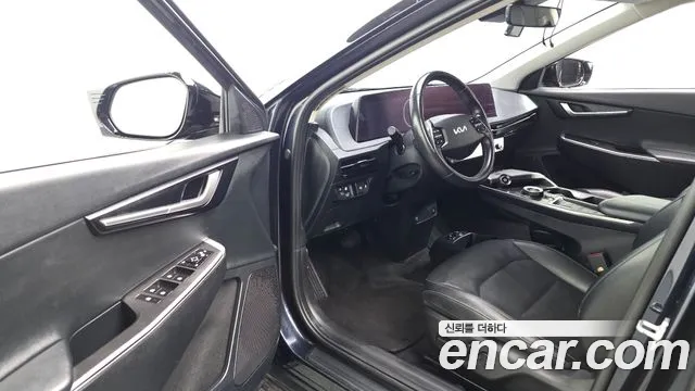 Kia EV6 2021 thumb 11