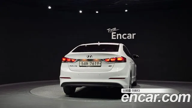 Hyundai Avante 2017 thumb 4