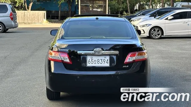 Toyota Camry 2011 thumb 6