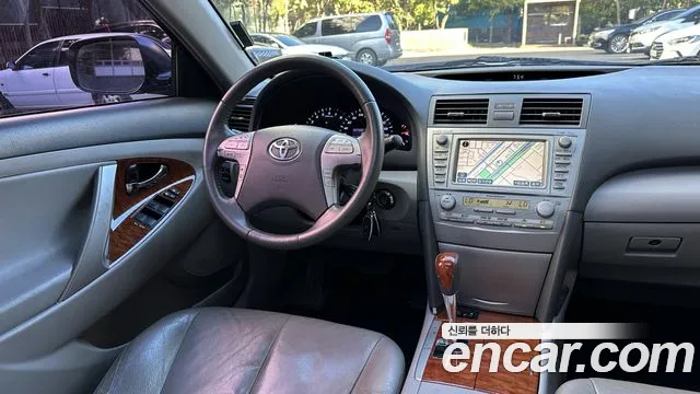 Toyota Camry 2011 thumb 9