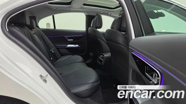 Mercedes-Benz E-Класс 2026 thumb 10