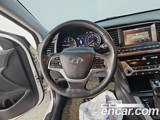 Hyundai Avante 2016 thumb 8