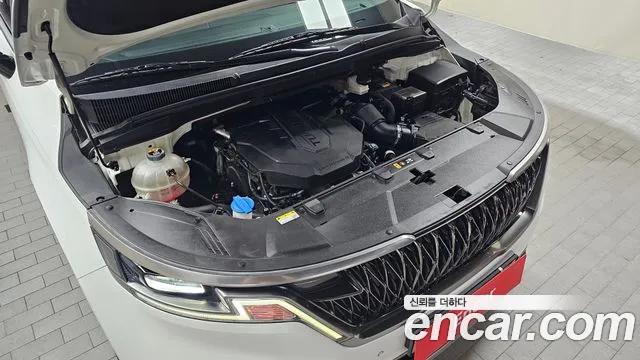 Kia Carnival 2023 thumb 5