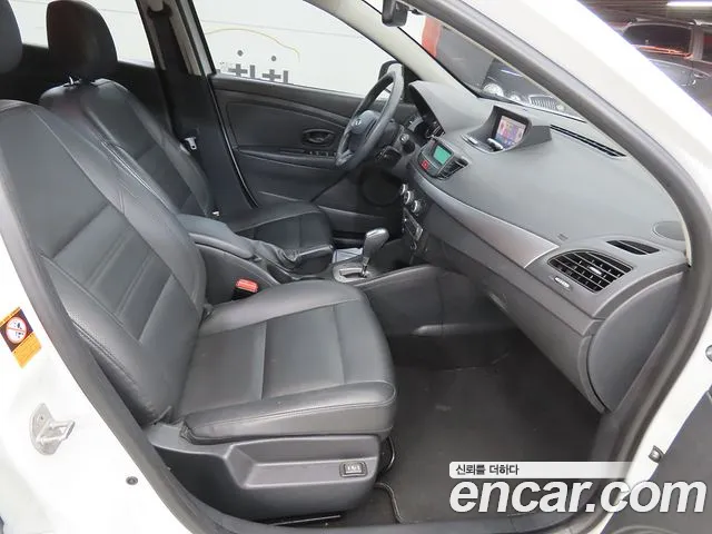 Renault-KoreaSamsung Fluence 2019 thumb 6