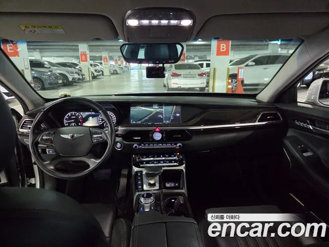 Genesis G90 2016 thumb 9