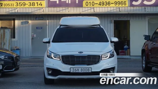 Kia Carnival 2015 thumb 3