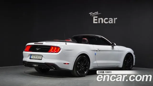 Ford Mustang Mach-E 2021 thumb 2
