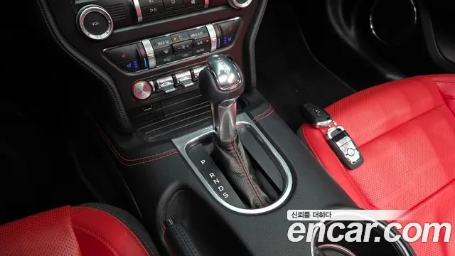 Ford Mustang Mach-E 2021 thumb 9