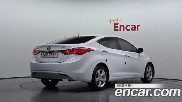 Hyundai Avante 2011 thumb 2