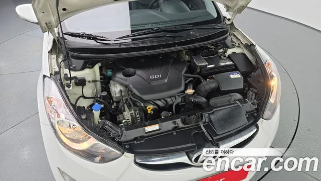 Hyundai Avante 2011 thumb 6